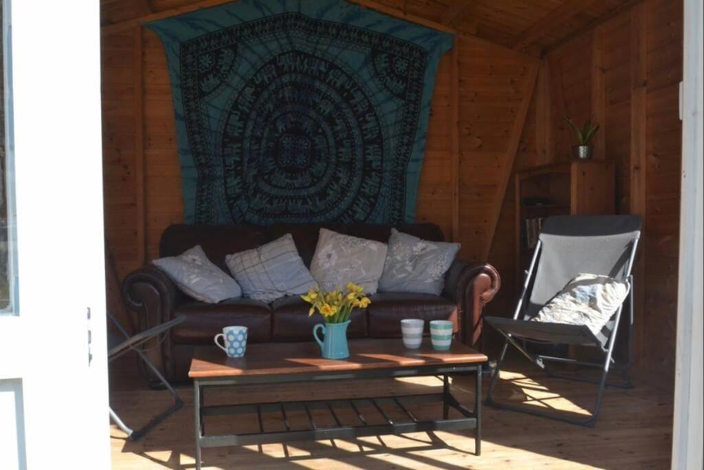 No43: Versatile 4Br Coastal Home With Summer House Cowes  Eksteriør billede